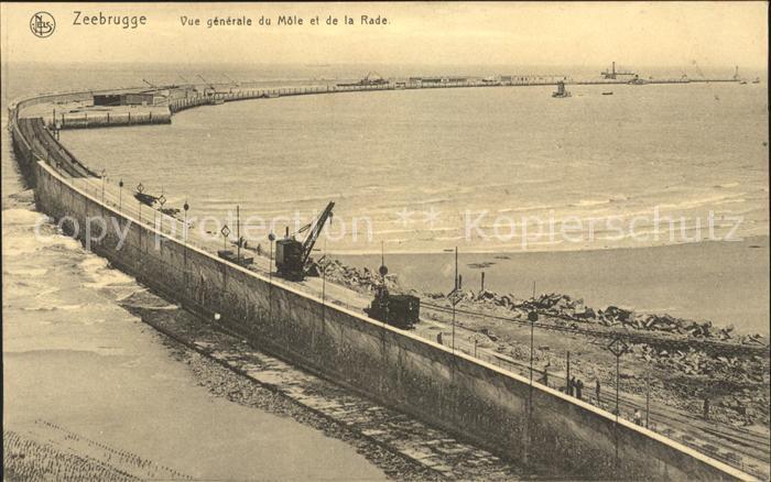 Zeebrugge Vue generale du Mole et de la Rade