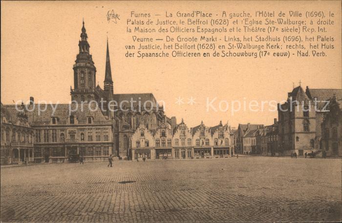 Furnes Veurne West-Vlaanderen Belgie Grand Place Hotel de Ville et autres batime