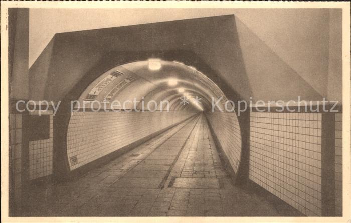 Anvers Antwerpen Tunnel pour pietons sous l'Escaut