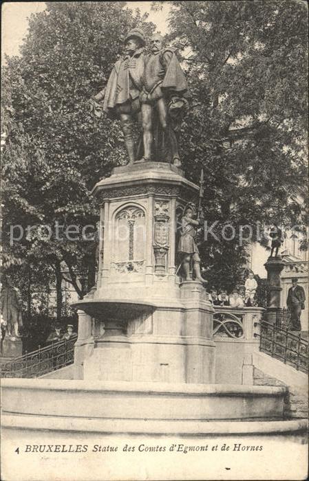 Bruxelles Bruessel Statue des Comtes d_Egmont et de Hornes