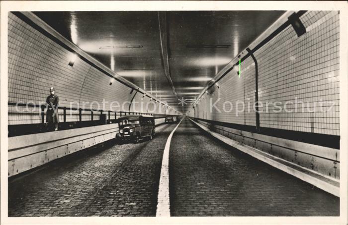 Anvers Antwerpen Tunnel pour vehicules sous l'Escaut Aut