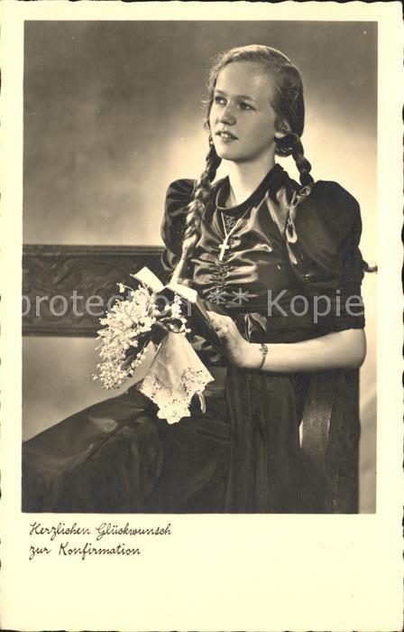 Konfirmation Mädchen Blumen Bibel Foto-NPG-Nr. 4468