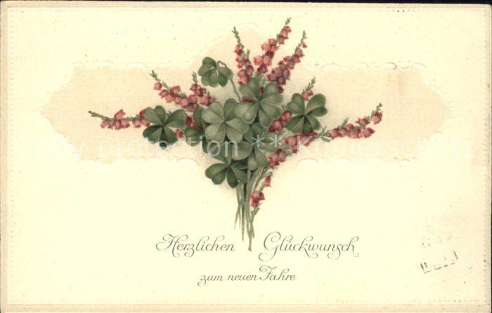 Neujahr Kleeblaetter