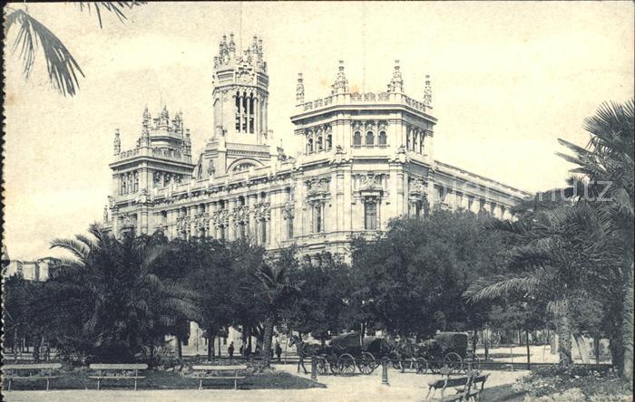 Madrid Spain Salon del Prado Museo Pferdedroschke