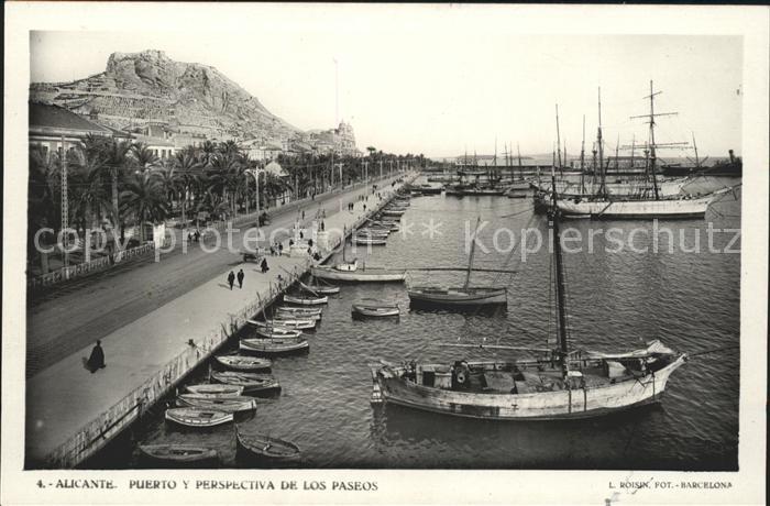 Alicante Puerto y Perspectiva de los Paseos Barc