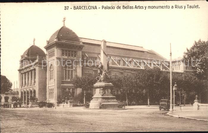 Barcelona Cataluna Palacio de Bellas Artes y Monumento a Rius y Taulet
