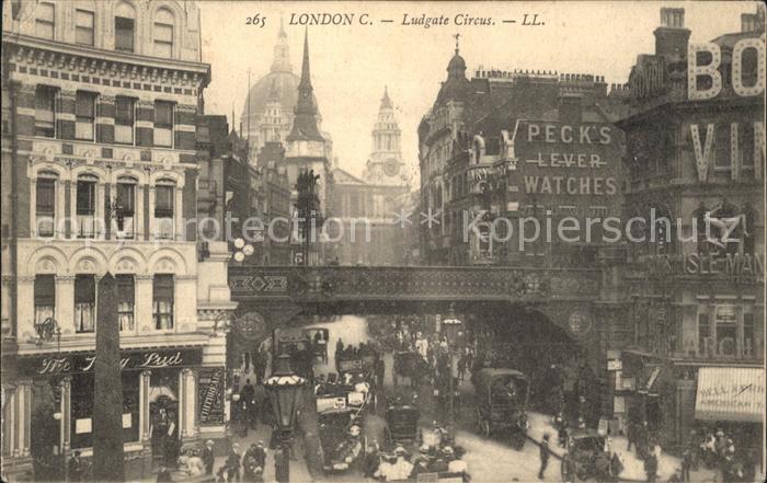 London Ludgate Circus Traffic