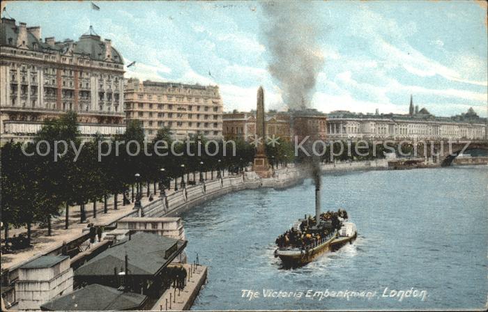 London Victoria Embankment Steamer Thames