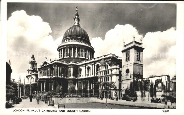 London St Paul's Cathedral and Sunken Garden