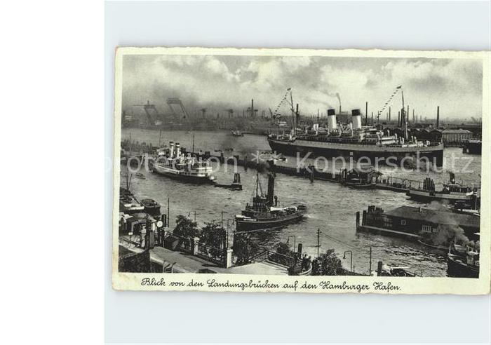 Dampfer Oceanliner Hamburg Hafen Landungsbruecken