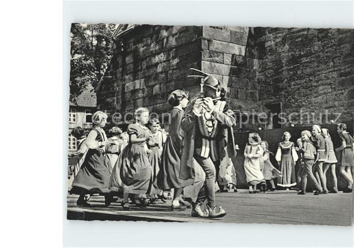 Sagen Maerchen Rattenfaenger mit Kindern Hameln