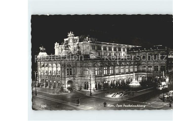 Opergebaeude Wien Festbeleuchtung