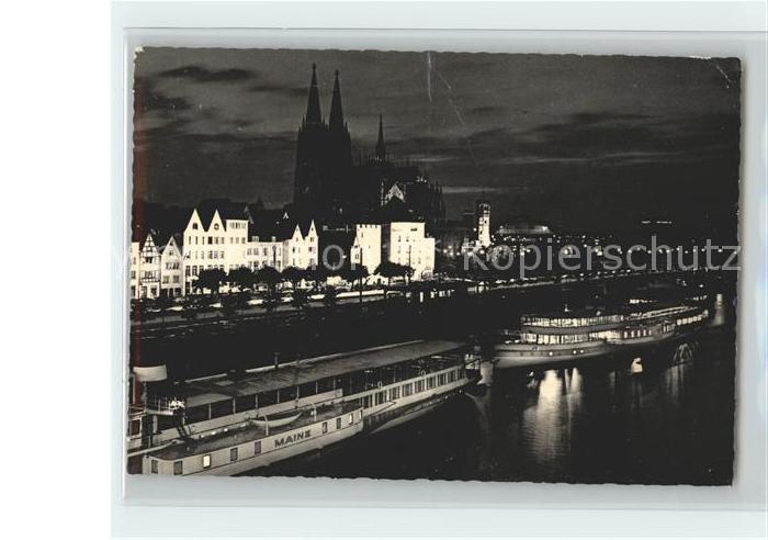 Dampfer Binnenschifffahrt Mainz Koeln am Rhein Dom Dampferanlegestelle