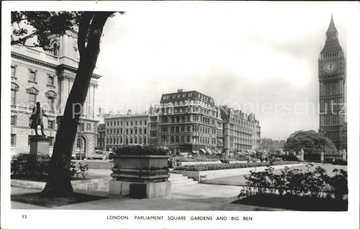 London Parliament Square Gardens and Big Ben Monument