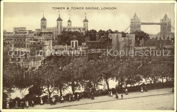 London Tower of London and Tower Bridge