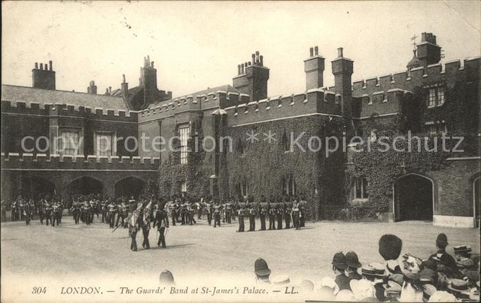 Leibgarde Wache Guard_s Band St-James_s Palace London