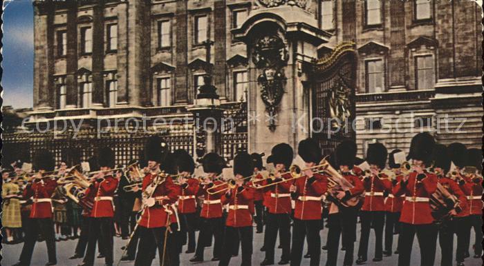 Leibgarde Wache Guards Band Buckingham Palace London