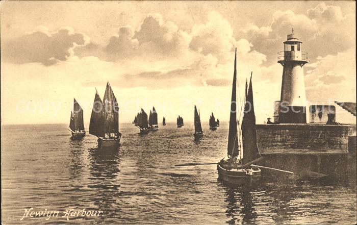 Leuchtturm Lighthouse Newiyn Harbour Segelboote