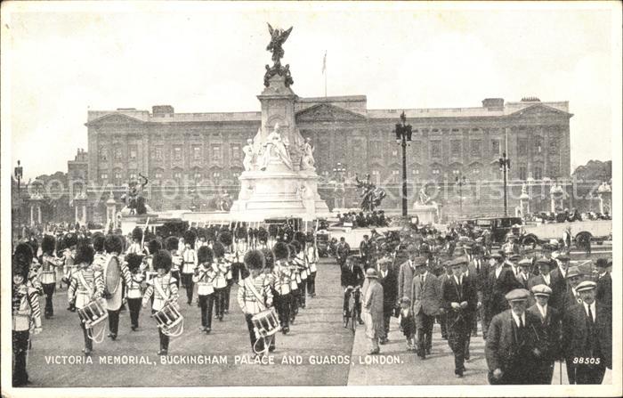 Leibgarde Wache Guards Band Victoria Memorial Buckingha