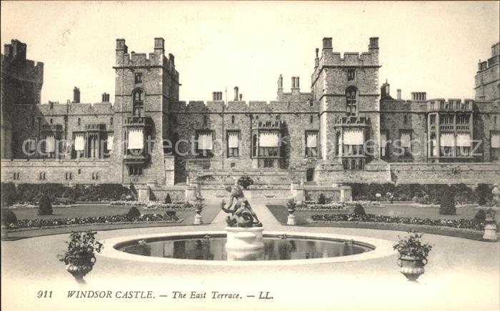 Windsor Castle East Terrace Fountain