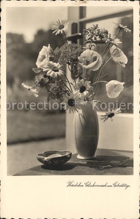 Geburtstag Margeriten Vase Foto-Amag-Nr. 66023/1