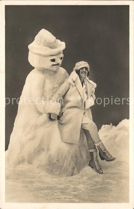 Schneemann Frau Wintermode Stiefel