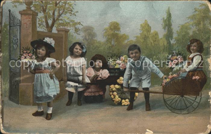 Kinder Child Enfants Hutmode Blumen Schubkarre