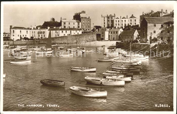 Tenby Harbour Boat Valentine's Series