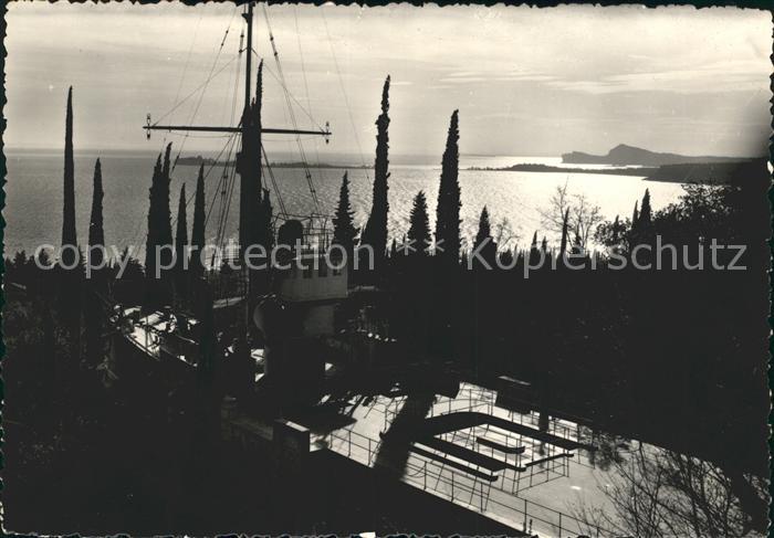 Lago di Garda Gardone Riviera Simulacro nave Puglia