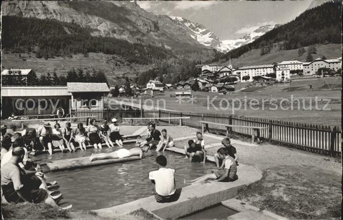 Leukerbad Thermal Fussbad Gruppenbild