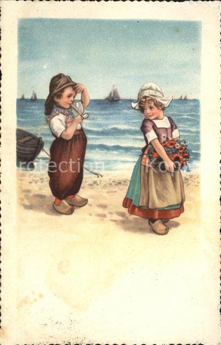 Trachten Holland Kinder Pfeife Blumen Strand Segelboote
