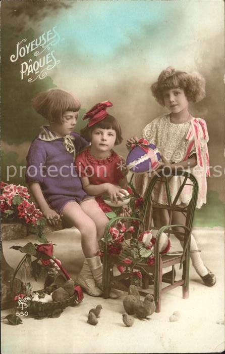 Ostern Easter Paques Kinder Ostereier Stuhl Blumen