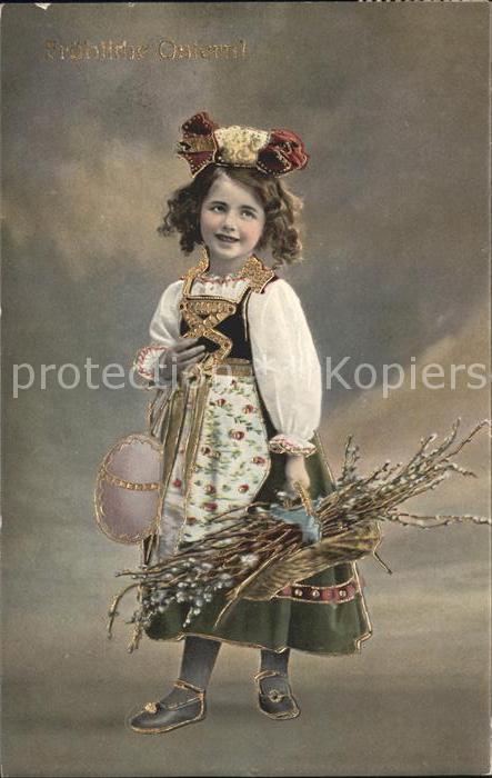 Ostern Easter Paques Kind Tracht Osterei Weidenkaetzchen