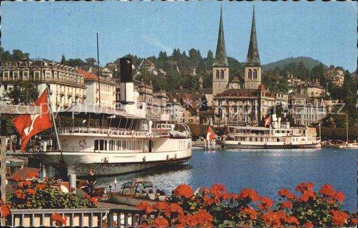 Dampfer Binnenschifffahrt Luzern Schweizerhofquai Hofkirche