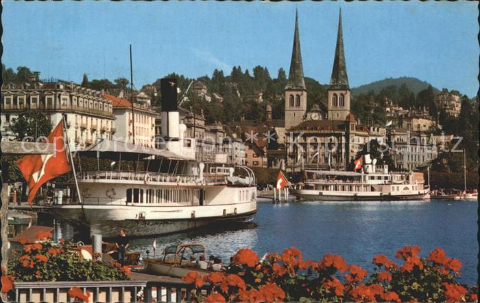 Dampfer Binnenschifffahrt Luzern Schweizerhofquai Hofkirche