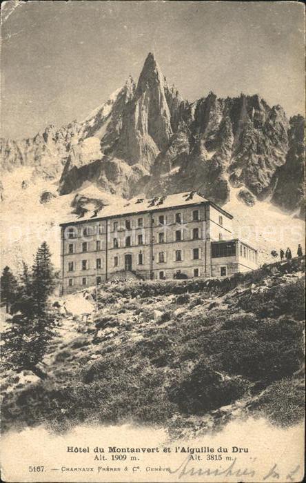 Montanvert Hotel du Montanvert et l'Aiguille du Dr