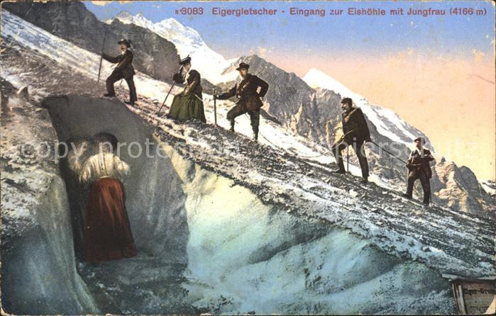 Bergsteigen Klettern Eigergletscher Eingang Eishoehle Jungfrau