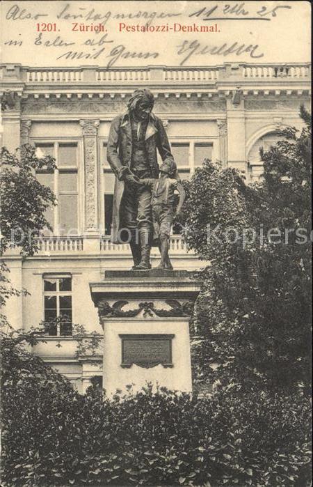 Pestalozzi Heinrich Denkmal Zuerich