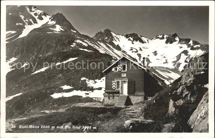 Etzlihuette mit Piz Giuf