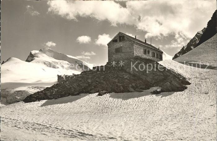 Britanniahuette mit Strahlhorn