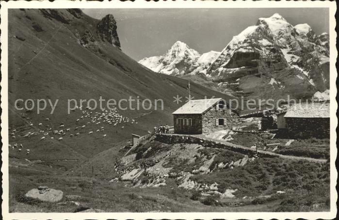 Rotstockhuette mit Moench und Jungfrau