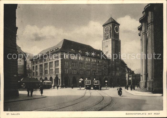 St Gallen SG Bahnhofsplatz mit Post Strassenbahnen