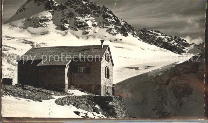 Mutthorn Huette mit Tschingelhorn