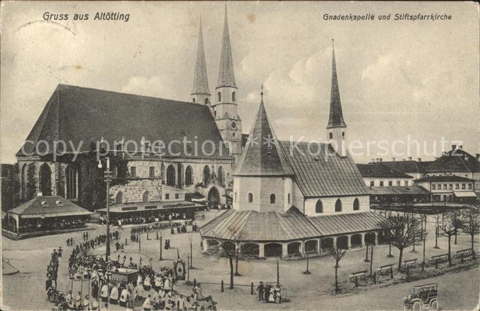 Altoetting Gnadenkapelle und Stiftspfarrkirche