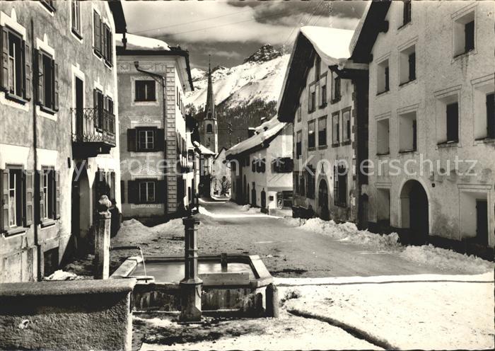 S-chanf Dorfpartie Piz Esen Brunnen Kirche