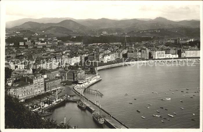 San Sebastian  Pais Vasco ES Vista desda el monte Urgull
