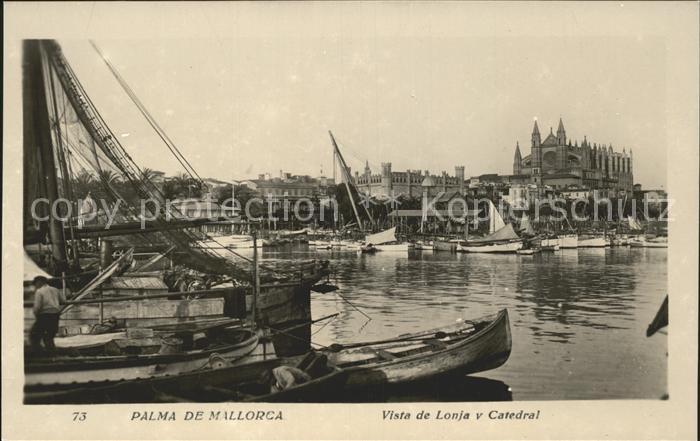Palma de Mallorca Vista de Lonja y Catedral