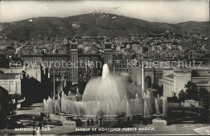 Barcelona Cataluna Parque de Montjuich fuente magica