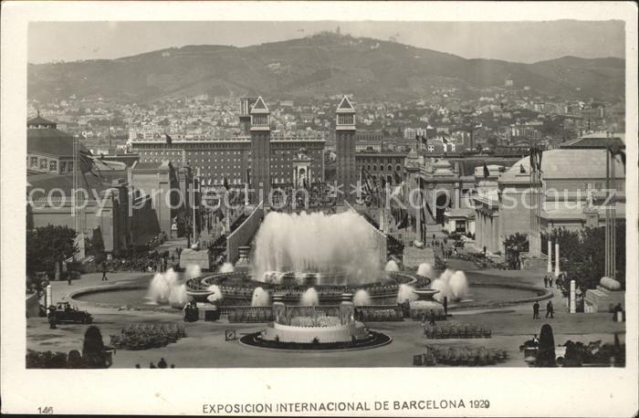 Barcelona Cataluna Exposicion internacional de Barcelona fuente magica