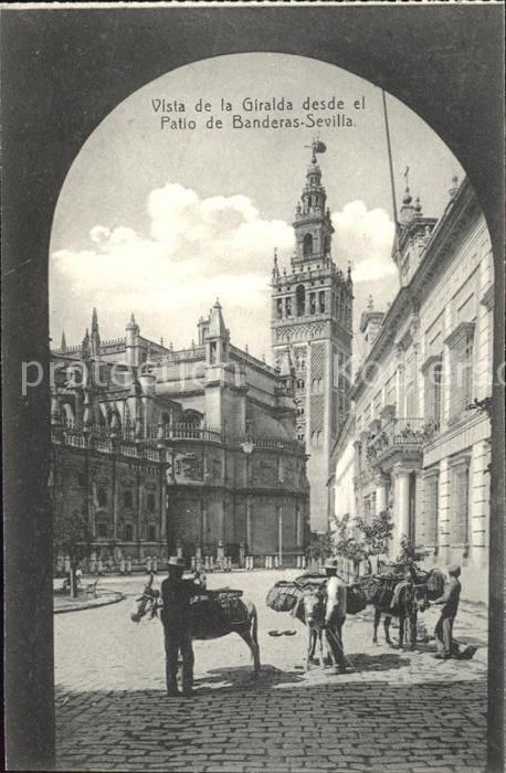 Sevilla Andalucia la Giralda Patio de Banderas Sevilla